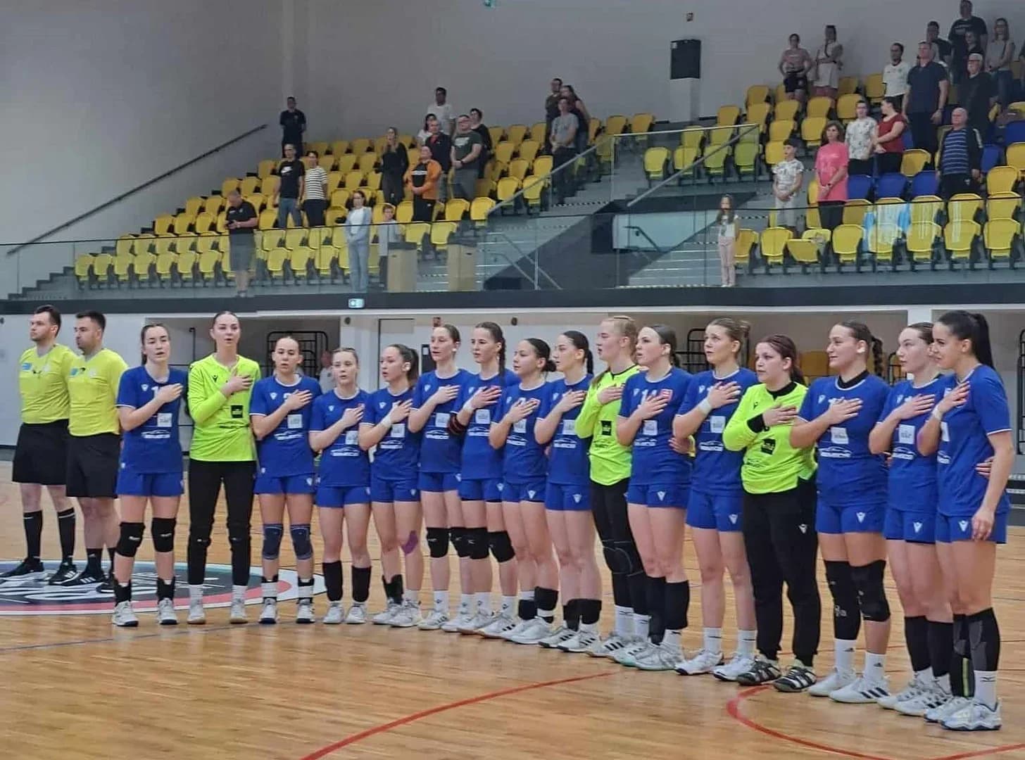 Repre kadetky: Na záver tesná prehra s Maďarkami, podľa Beňadika náročný turnaj, ale aj s pozitívami