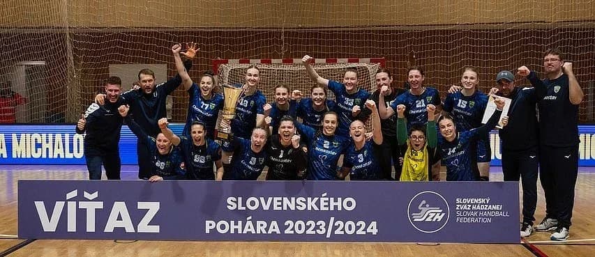 FINÁLE SLOVENSKÉHO POHÁRA UŽ ZAJTRA. DO TRNAVY POZÝVA AJ KAPITÁNKA IUVENTY PATRÍCIA WOLLINGEROVÁ 