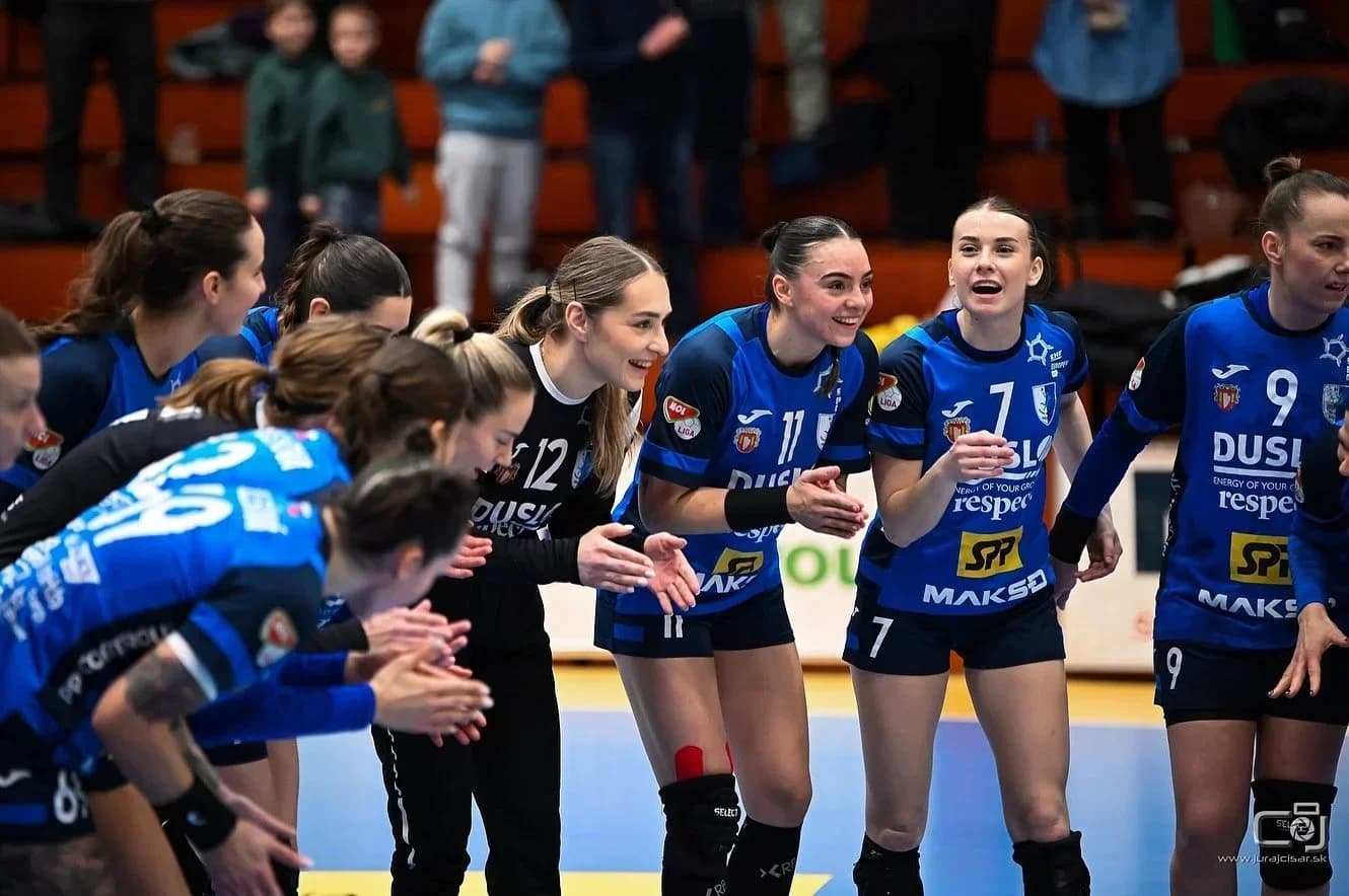 MOL LIGA: ÚSPEŠNÝ VÍKEND SLOVENSKÝCH KLUBOV. ŠALA ZDOLALA SLAVIU PRAHA, DUNAJSKÁ STREDA VYHRALA V MOSTE A MICHALOVCE S POVINNÝCH VÍŤAZSTVOM NAD HODONÍNOM