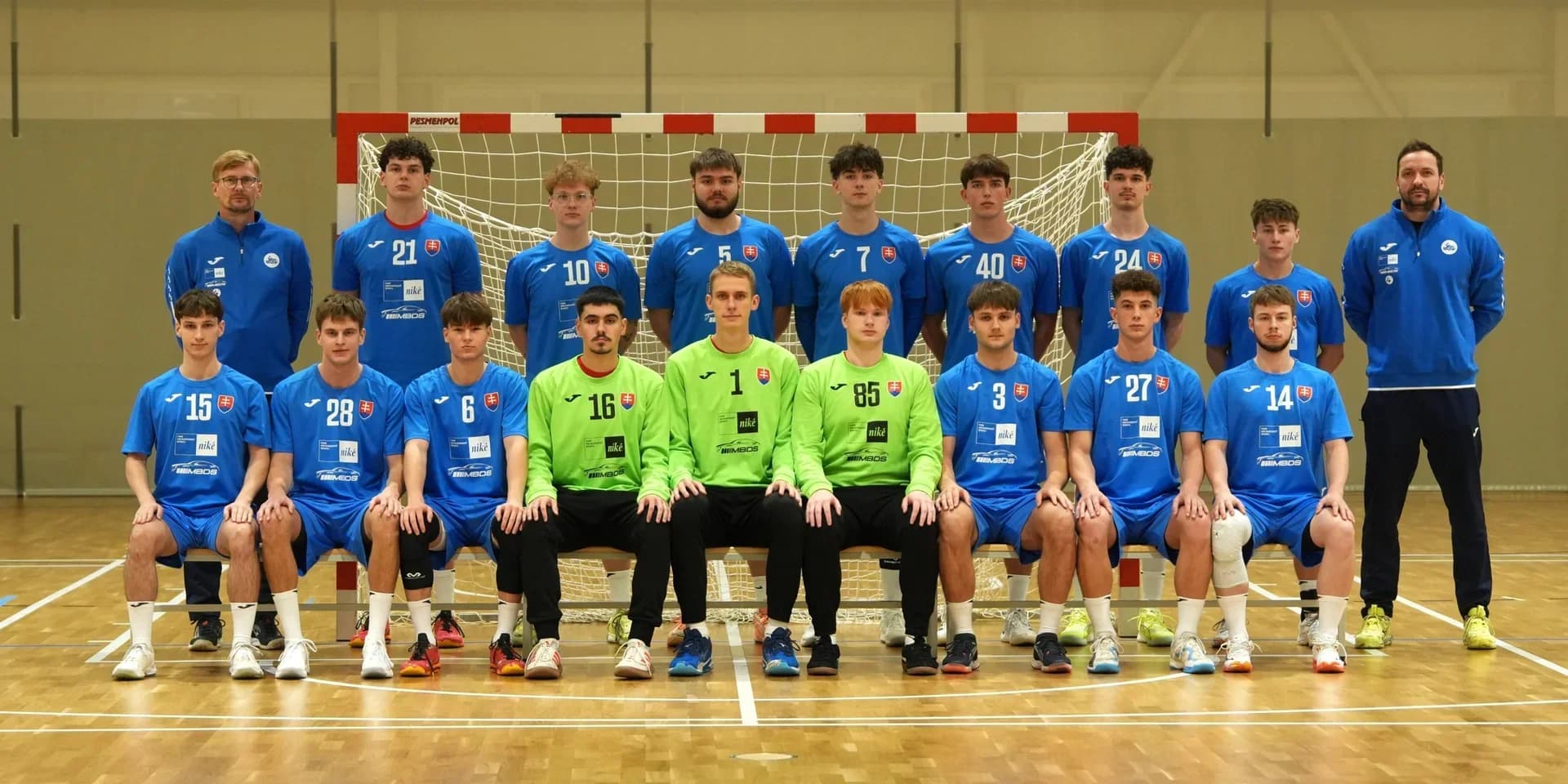 REPRE JUNIORI: REPREZENTAČNÝ ZRAZ V ŠAMORÍNE AJ DVA MEDZIŠTÁTNE ZÁPASY V MACEDÓNSKU 