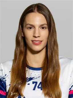 Nikola VAČKOVÁ
