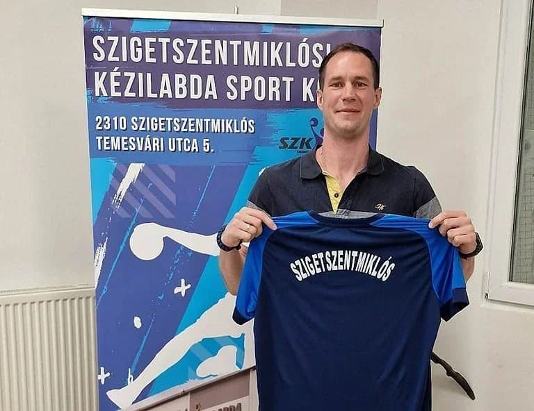 Mazák v drese Szigetszentmiklósu