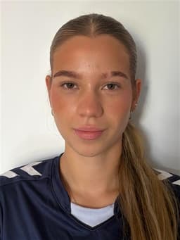 Sarah KRÁLOVÁ