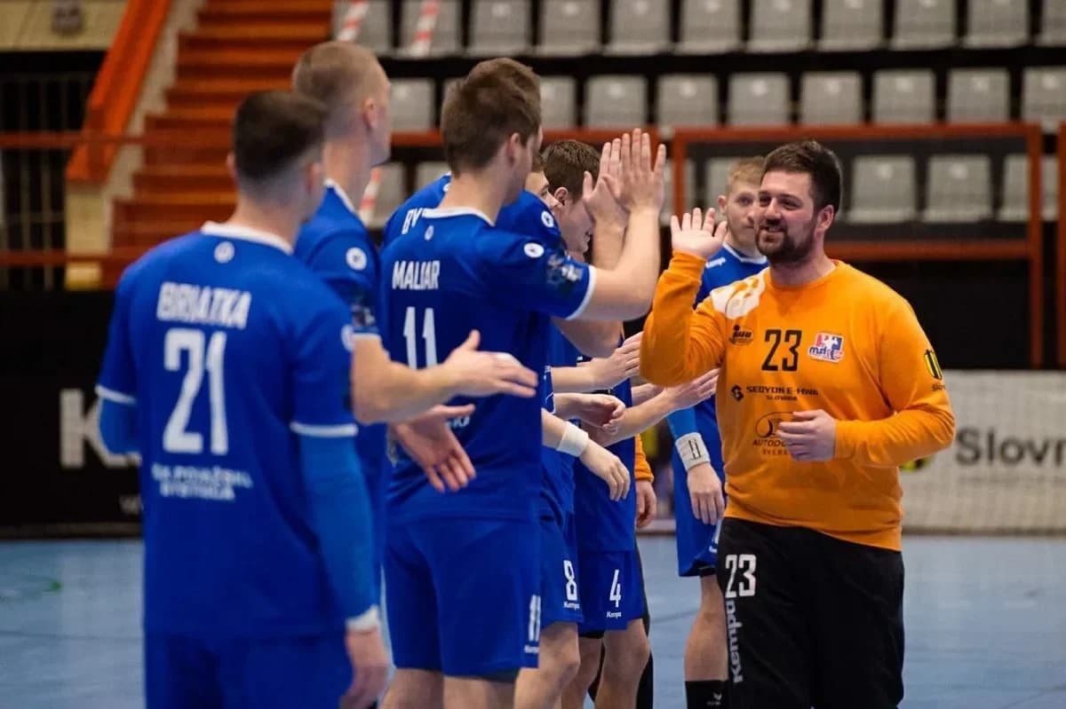 Straka očakáva vyrovnaný dvojzápas so Zubří