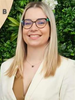 Laura FOTULOVÁ