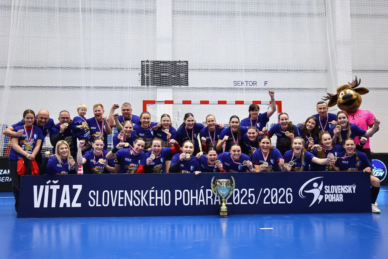 SP ŽIEN: O POHÁROVÚ TROFEJ ZABOJUJE 14 DRUŽSTIEV, OBHAJCOM JE ŠAĽA