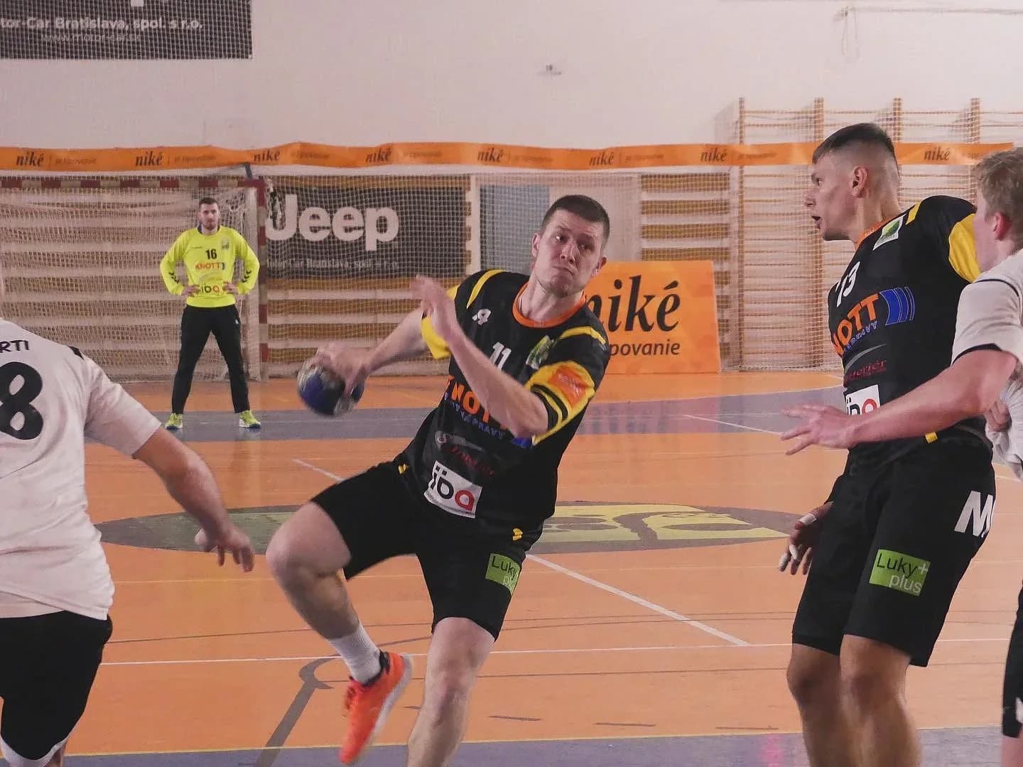 NHE: Modra vykročila smerom k záchrane