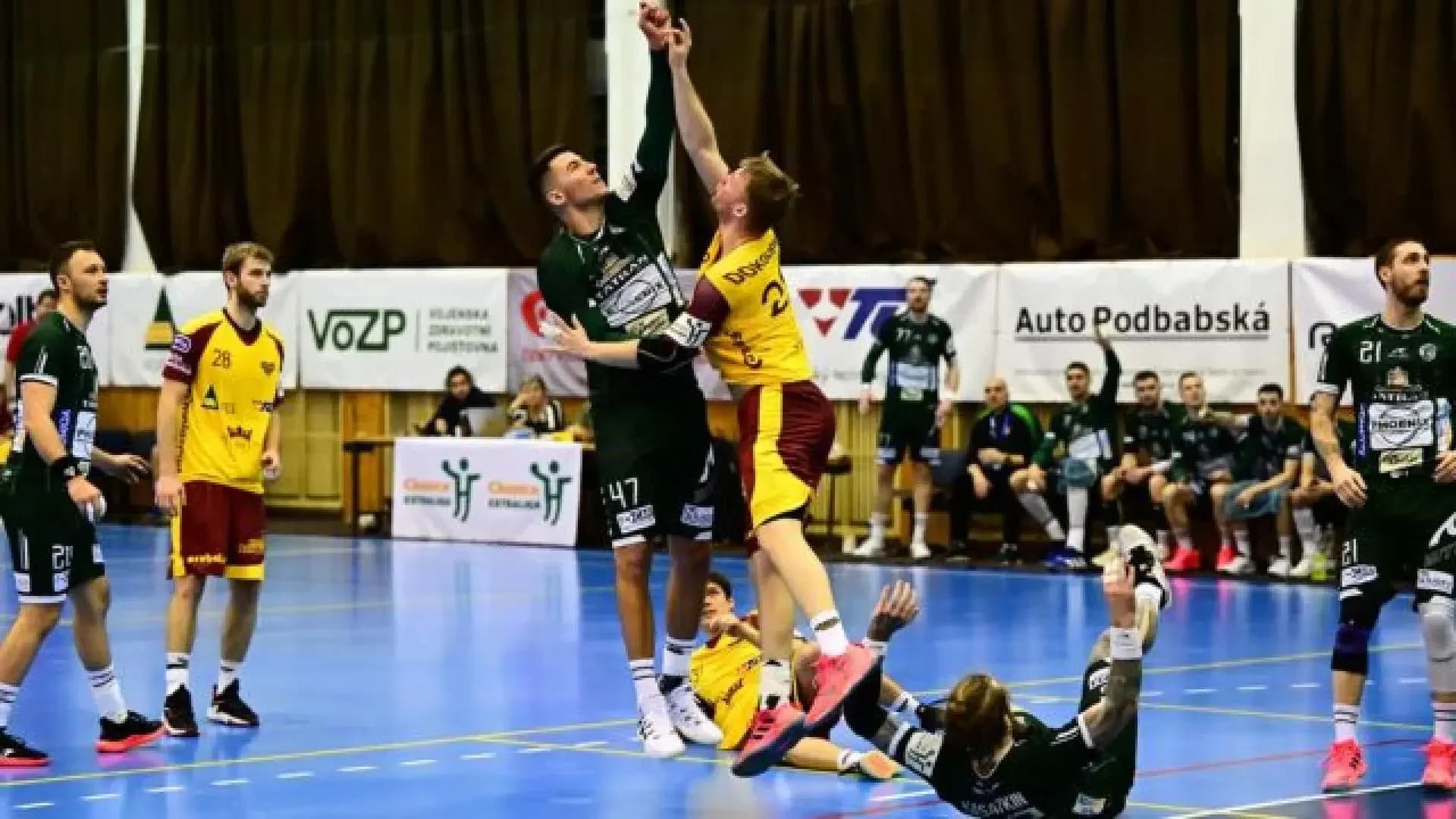 Hlinkových osem gólov na Tatran nestačilo, Macháčov návrat do zostavy