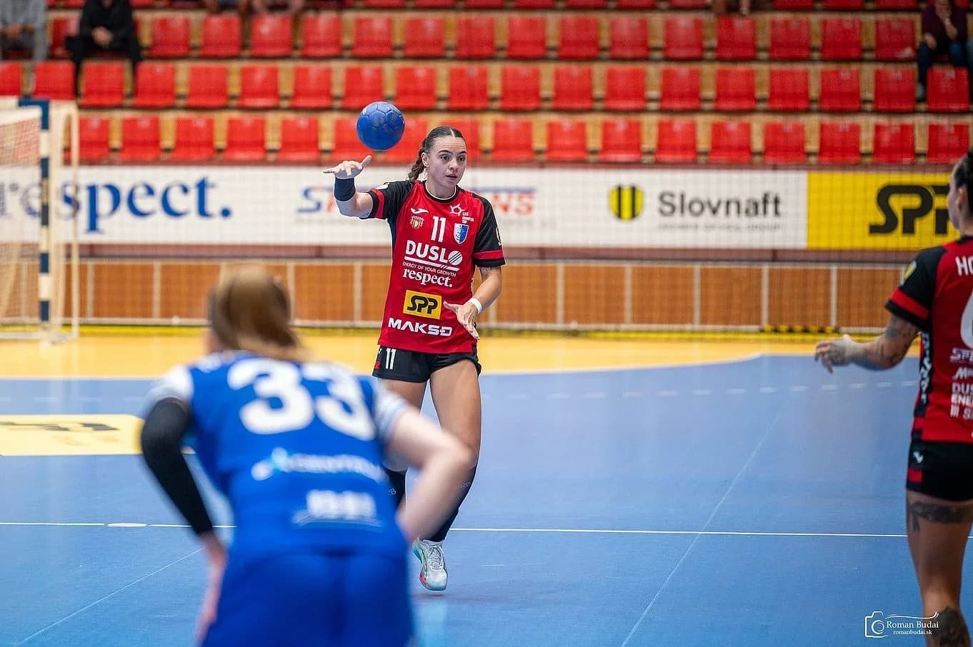 MOL LIGA: AJ V DRUHOM KOLE SLOVENSKÉ KLUBY BEZ ZAVÁHANIA, IUVENTA ZVLÁDLA DUEL S PRAŽSKOU SLAVIOU