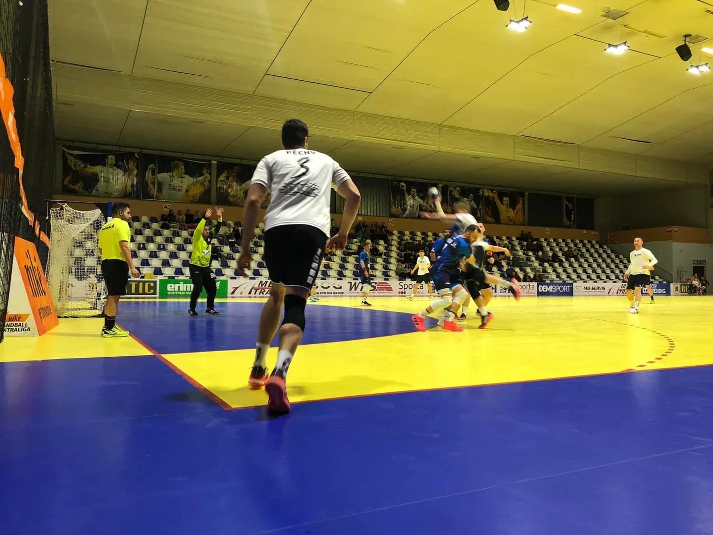 NHE: Modrania po triumfe nad Štartom do štvrťfinále