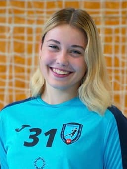 Csilla CSONTOS