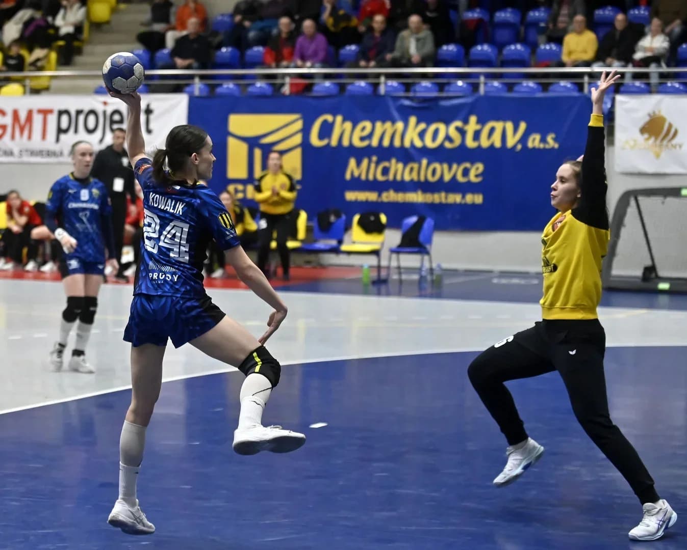 EP žien: Iuventa víťazne aj v odvete a poľahky do štvrťfinále