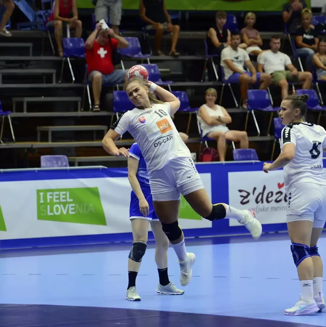 Repre: Juniorky SR po prehre s Ruskami na ME "19" o umiestnenie na 9. - 15. mieste