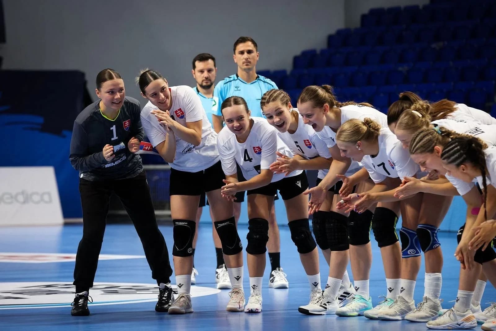 REPRE KADETKY: MAJSTROVSTVÁ SVETA BUDÚ 800 KM OD SLOVENSKA. HOSTITEĽOM ŠAMPIONÁTU JE RUMUNSKO