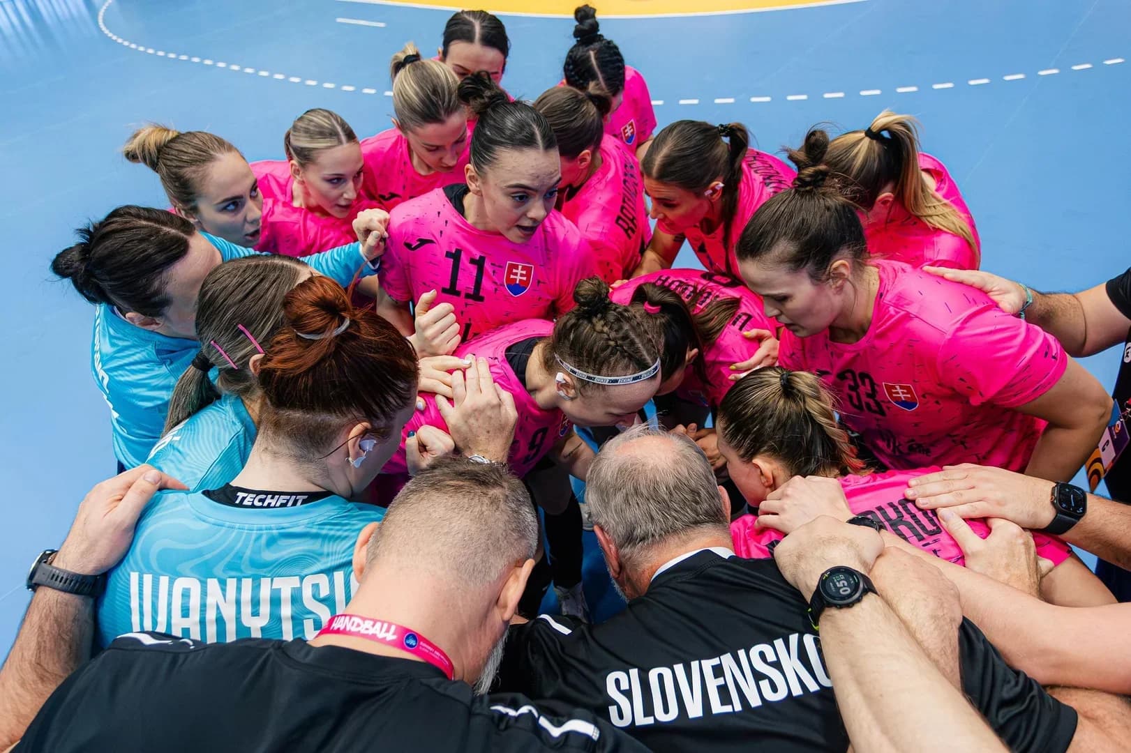 REPRE ŽENY: TRÉNER BEŇADIK HODNOTÍ ZÁVEREČNÉ ZÁPASY EHF EURO CUPU 