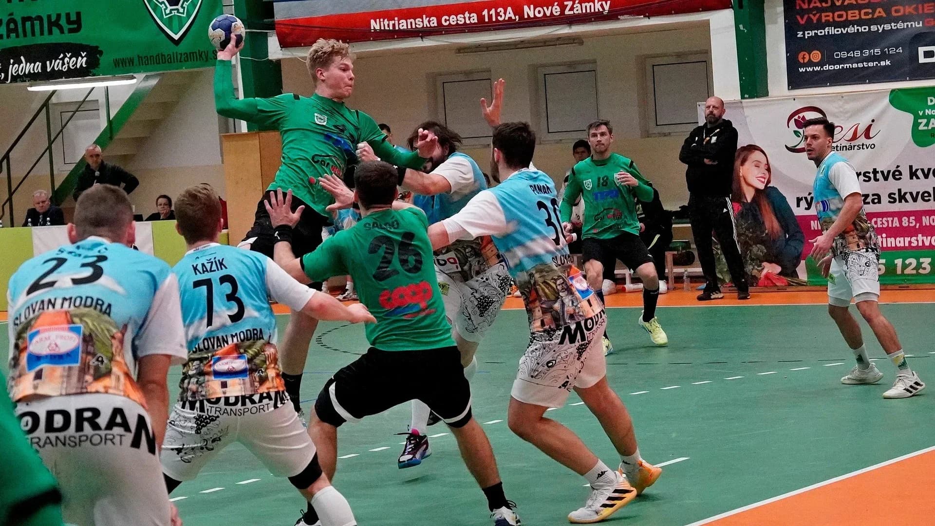 NHE: POVAŽSKÁ BYSTRICA AJ NOVÉ ZÁMKY V TELEVÍZNYCH ZÁPASOCH VÍŤAZNE 