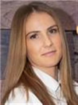 Ivana VARRÓ