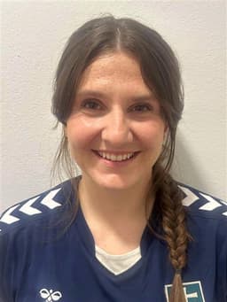 Eva SZMOLÁRIKOVÁ