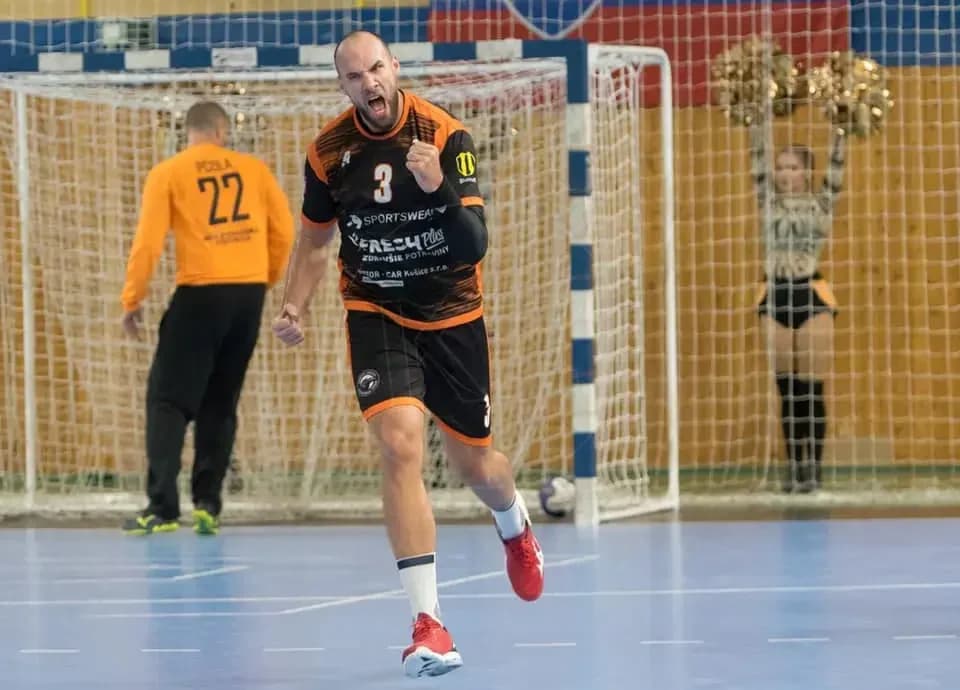 Crows do semifinále, N. Zámky a ŠKP ešte viac zauzlili boj o štvrtú miestenku do play-off