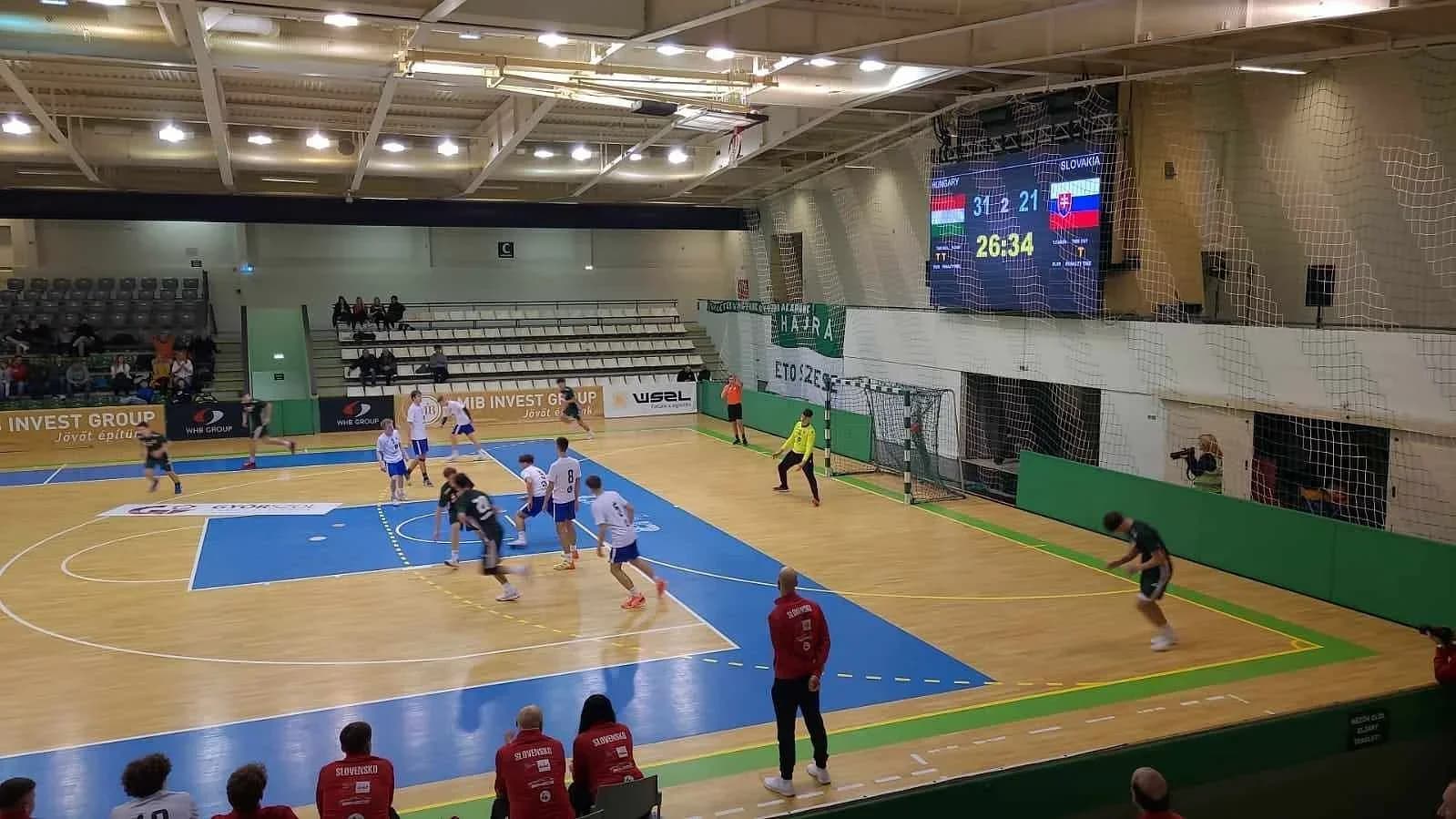 Repre predkadeti: Mladí Slováci nestačili na Maďarov, rozdiel narástol až v závere