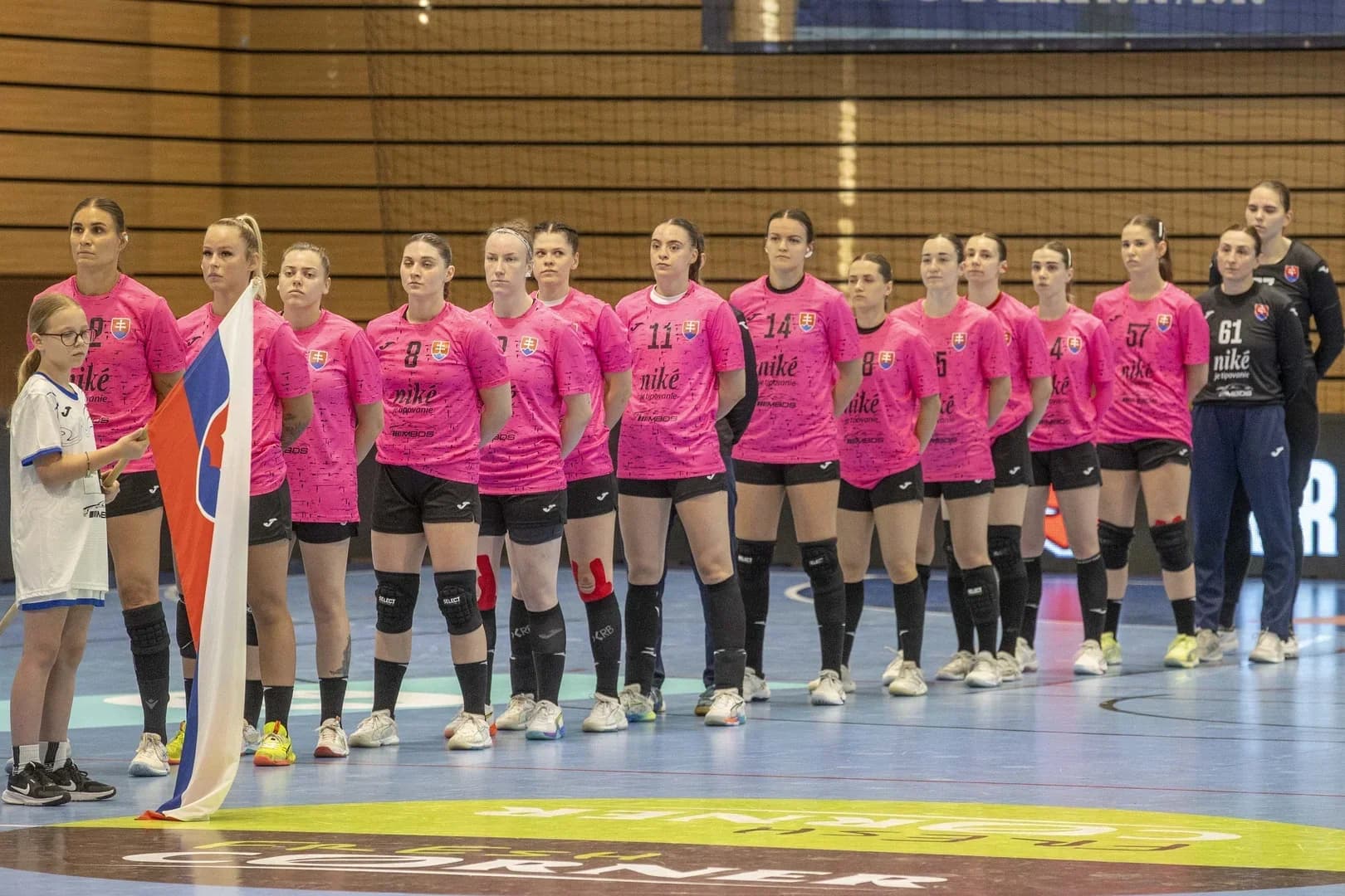 REPRE ŽENY: SLOVENKY ZAČÍNAJÚ OSTRÚ PRÍPRAVU NA MAJSTROVSTVÁ EURÓPY, SEPTEMBROVÝ ZRAZ VYVRCHOLÍ DUELOM S RAKÚSKOM