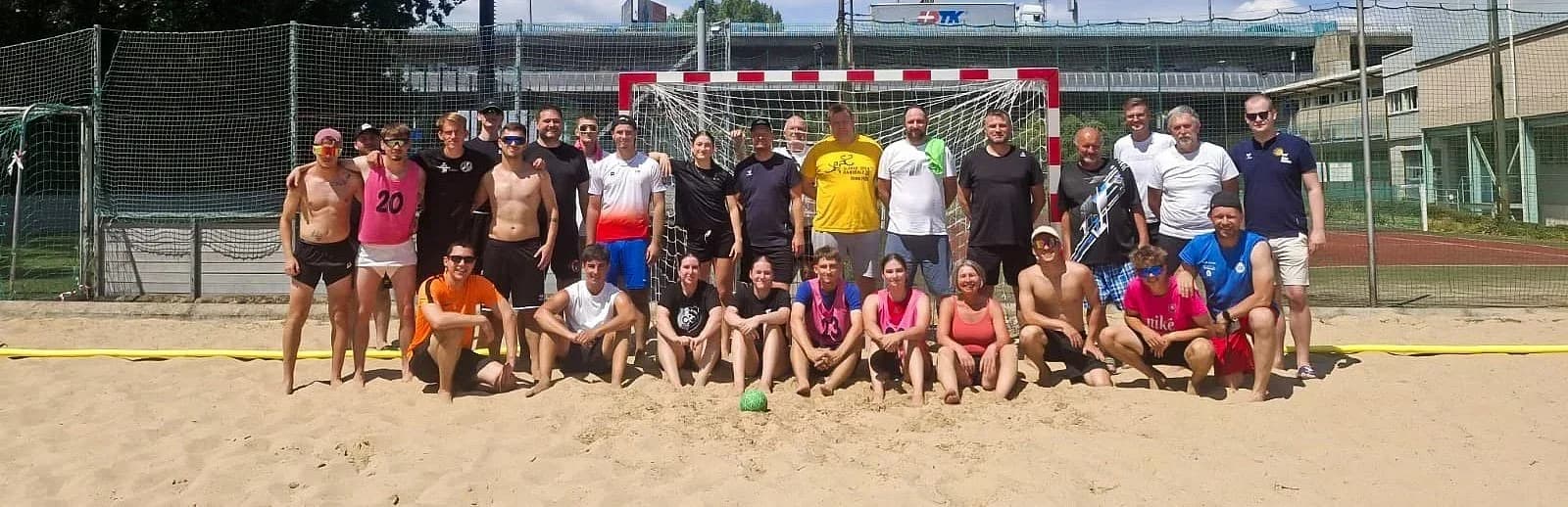 SEMINÁR PRI PRÍLEŽITOSTI 20 ROKOV PLÁŽOVEJ HÁDZANEJ NA SLOVENSKU VYŠIEL NA VÝBORNÚ
