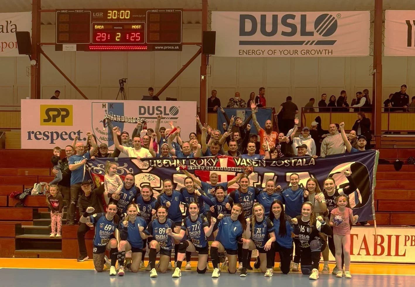 MOL LIGA: ŠAĽA PO VÍŤAZSTVE NAD MOSTOM OSLAVUJE STRIEBRO