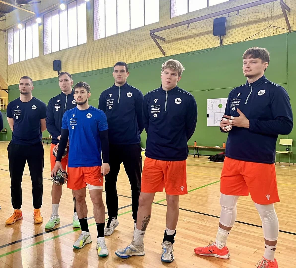 NOVÁČIK JAKUB FÉDER S ÚLOHAMI NAJMÄ V OBRANE