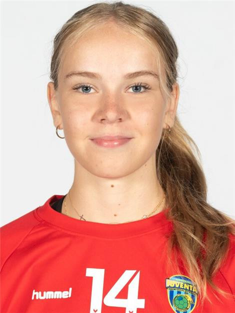 Barbora JAKUBÍKOVÁ